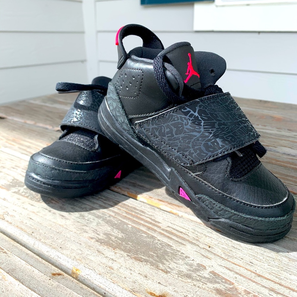 Jordans 9c